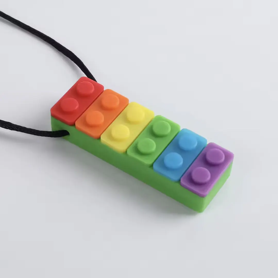 Collar Mordedor Lego 7