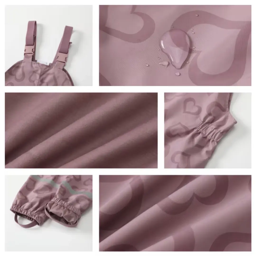 Impermeable infantil Corazones  2