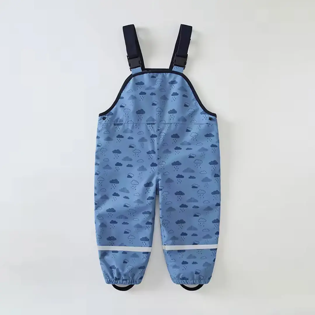Impermeable Infantil Nubes 1