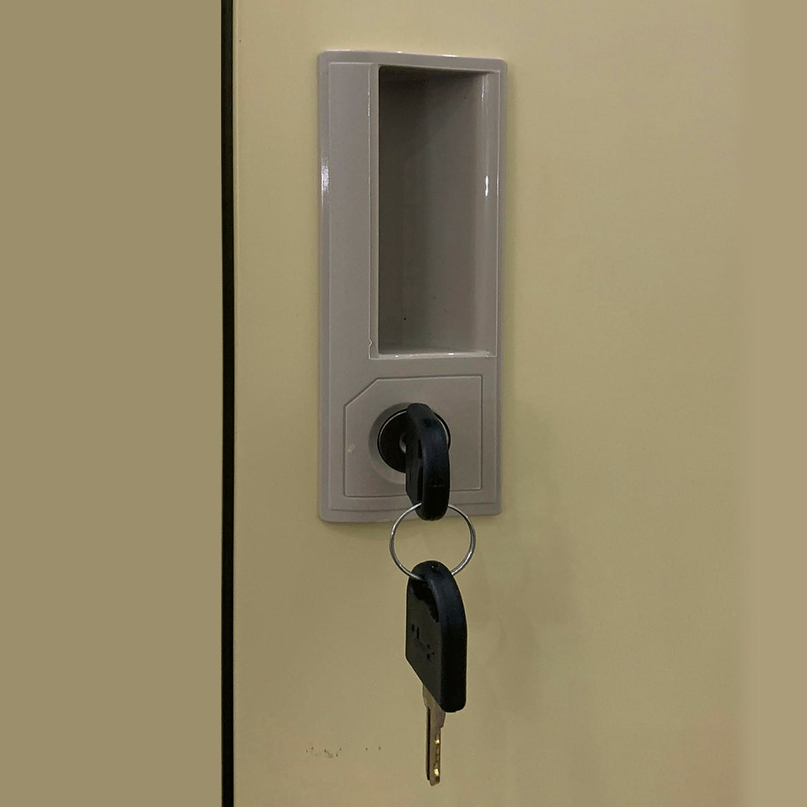 CASILLERO 6 PUERTAS 1/2 CUERPO 4