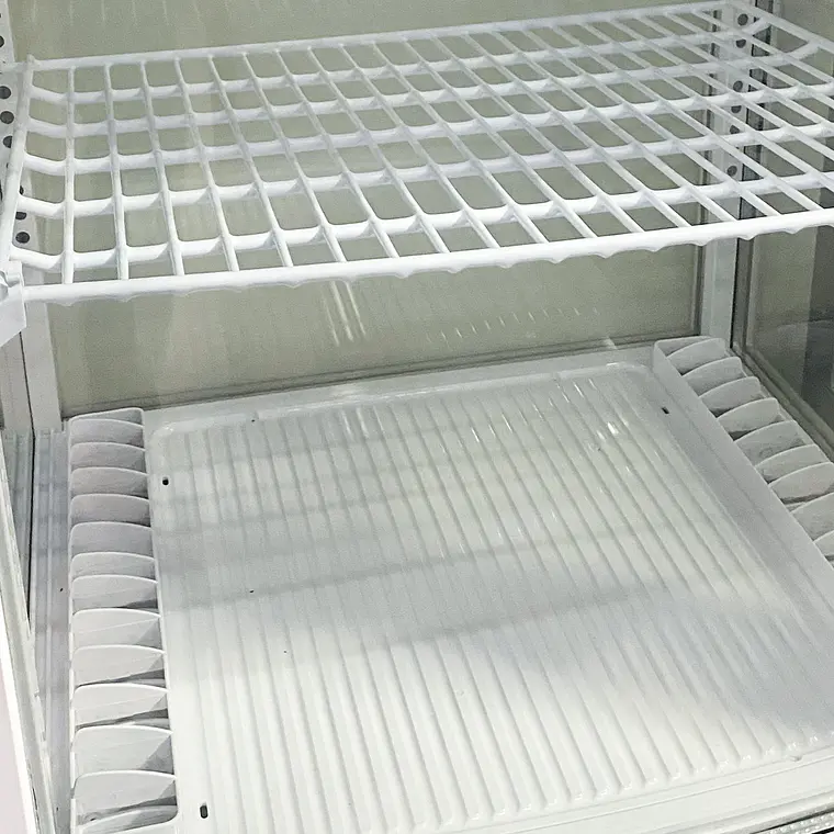 Vitrina pastelera vertical 288 lt. Blanca 5
