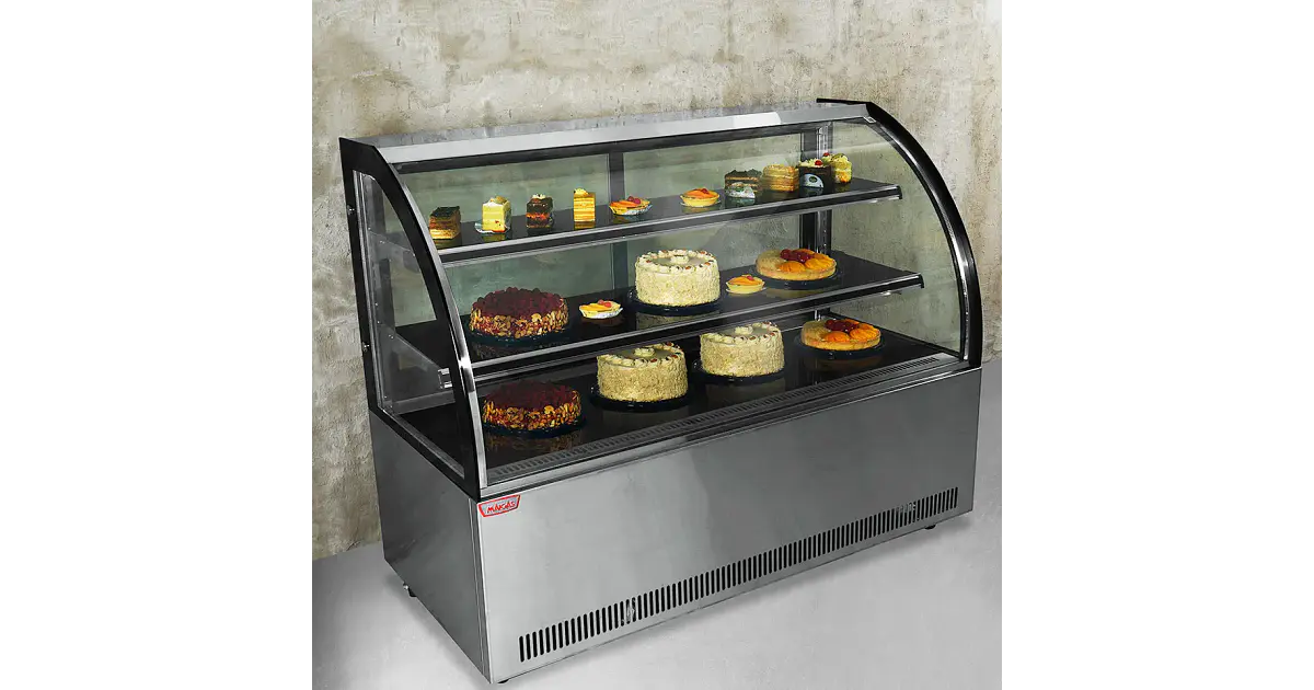 Vitrina pastelera curva 1500x750x1200mm - Retaildigital.cl