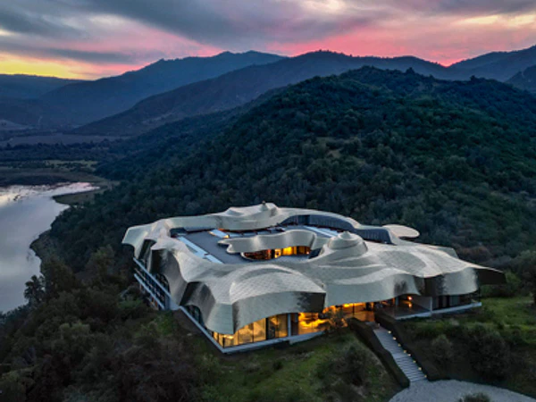 Maigas fortalece su liderazgo en el canal Horeca con presencia clave en gastronomía y hotelería de lujo