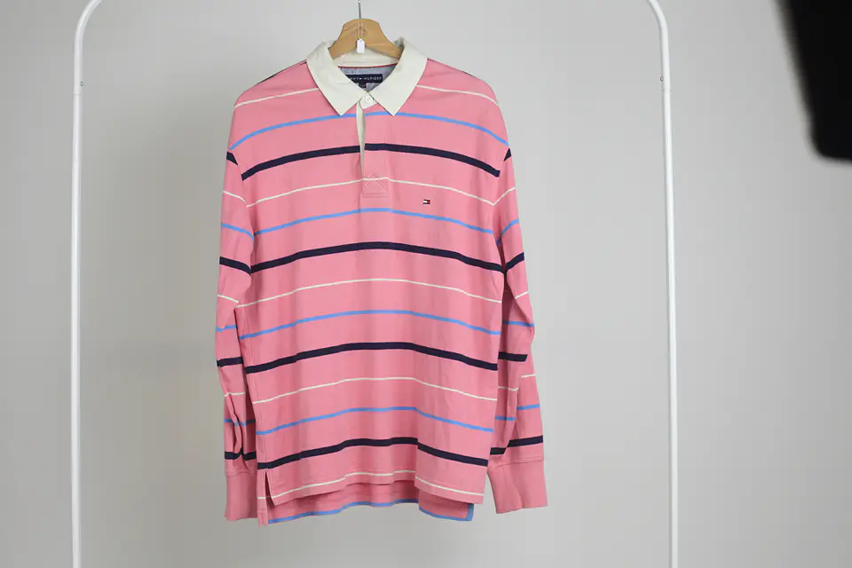 Vintage Tommy Hilfiger Striped Rugby Polo (Talla L) 1