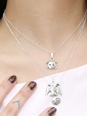 Collar Memento Mori