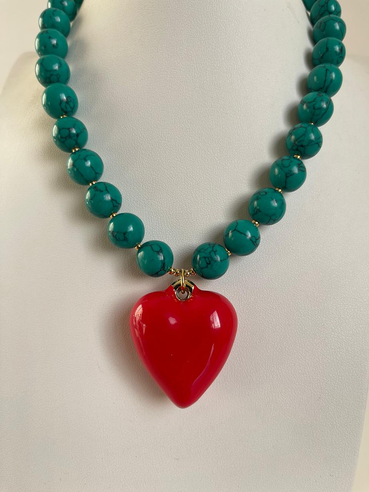 Collar piedra y corazón baño de oro 2