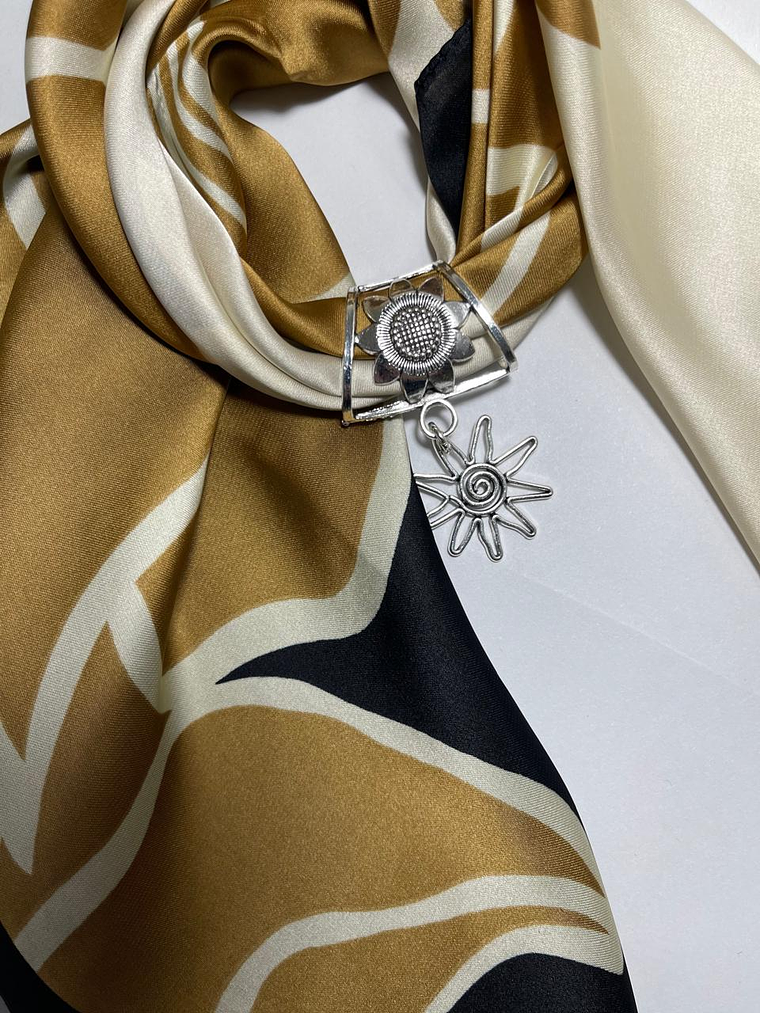 Pañuelo collar Maiza 70x70 6