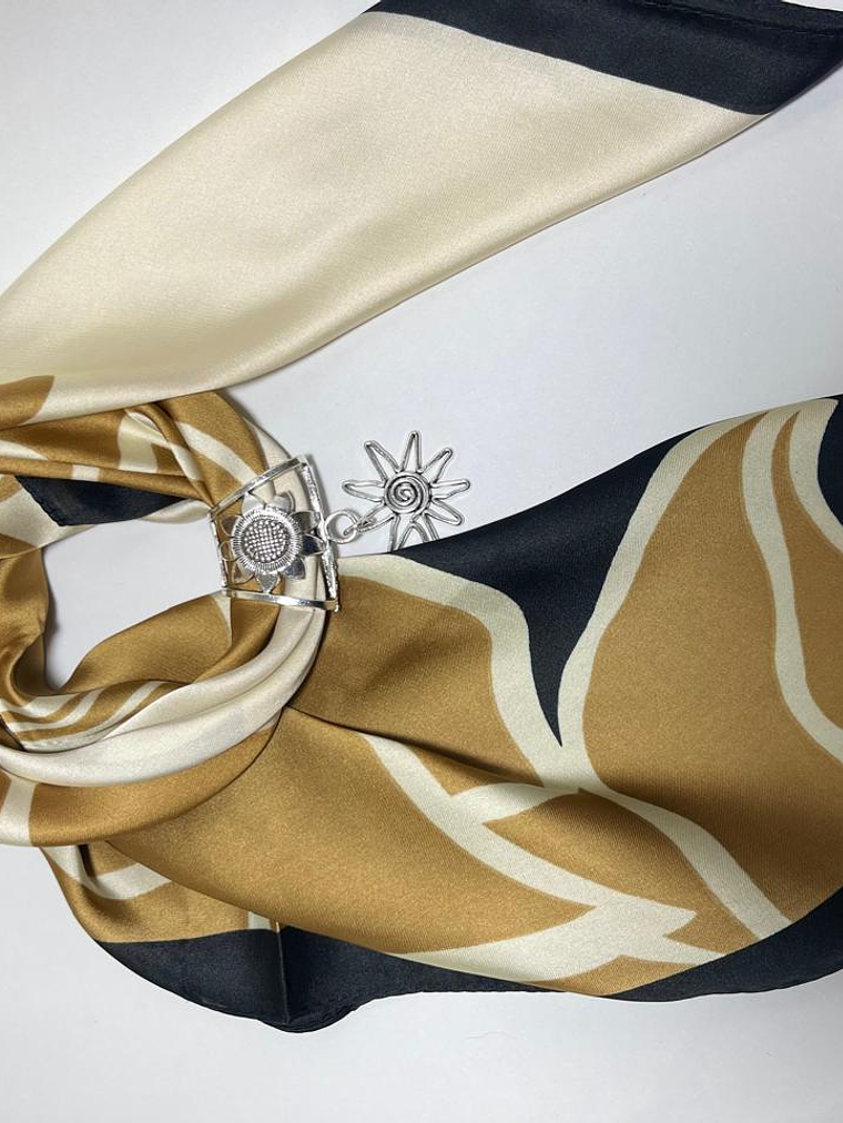 Pañuelo collar Maiza 70x70 13