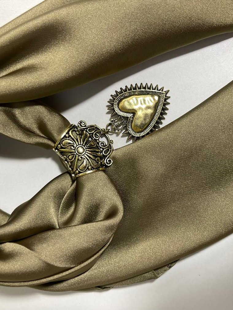 Pañuelo collar Maiza 70x70 28