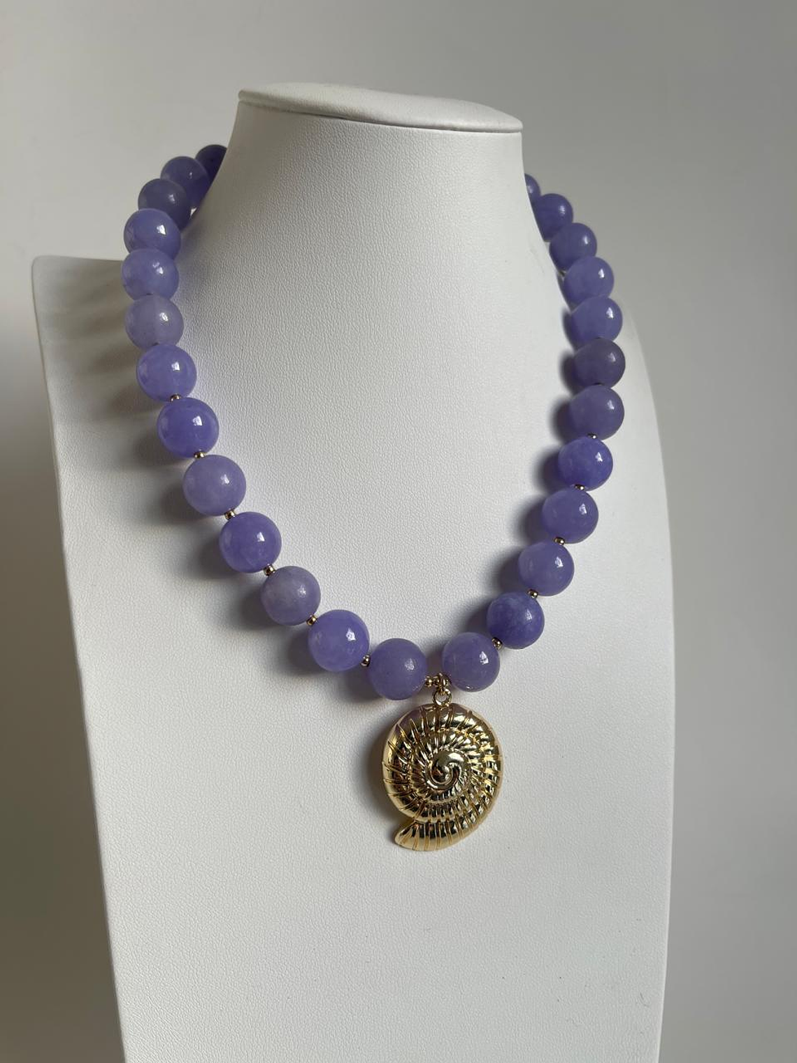 Collar piedra y caracola baño de oro 5