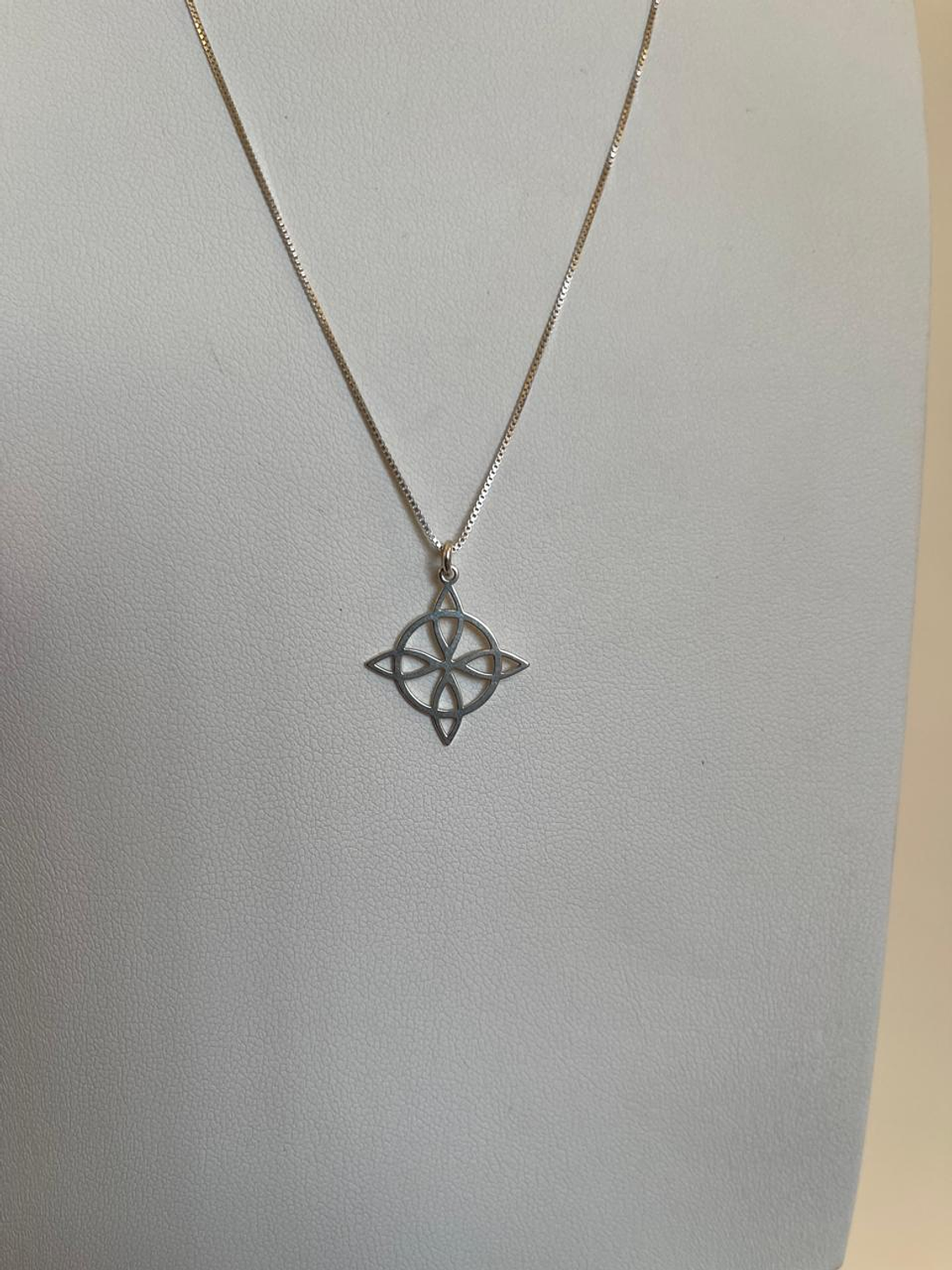 Collar plata 925 nudo de bruja 2