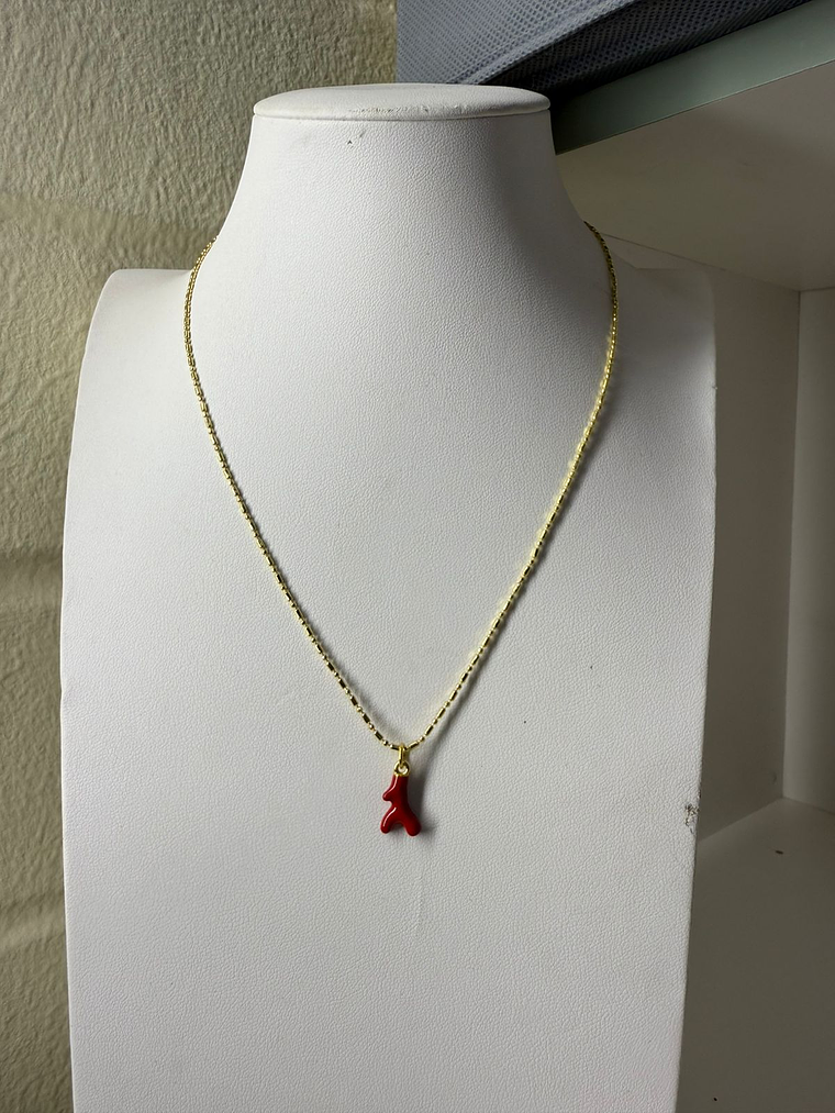 Collar coral baño de oro 1