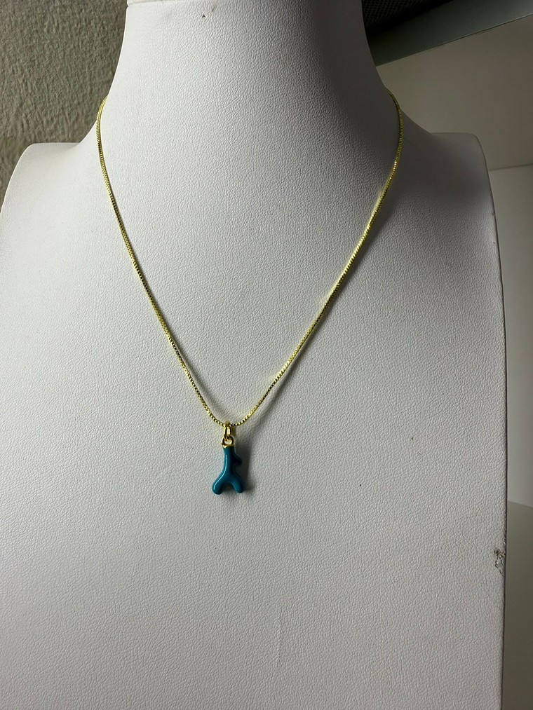 Collar coral baño de oro 2