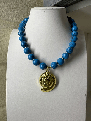 Collar piedra y caracola