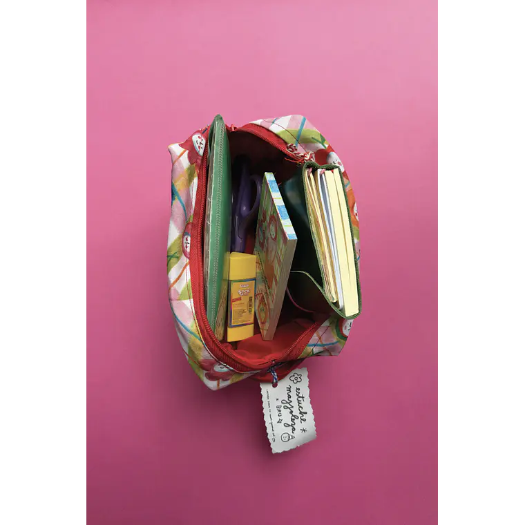 Estuche Grande “Cabeza de Frutas” 🍎🍒🫐 3