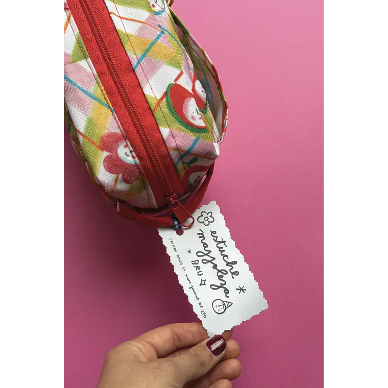 Estuche Grande “Cabeza de Frutas” 🍎🍒🫐 2