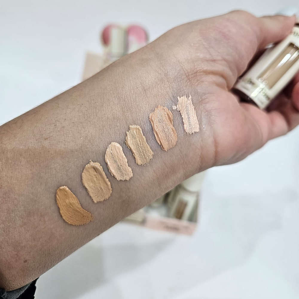 Corrector de Ojeras Max Belle 4