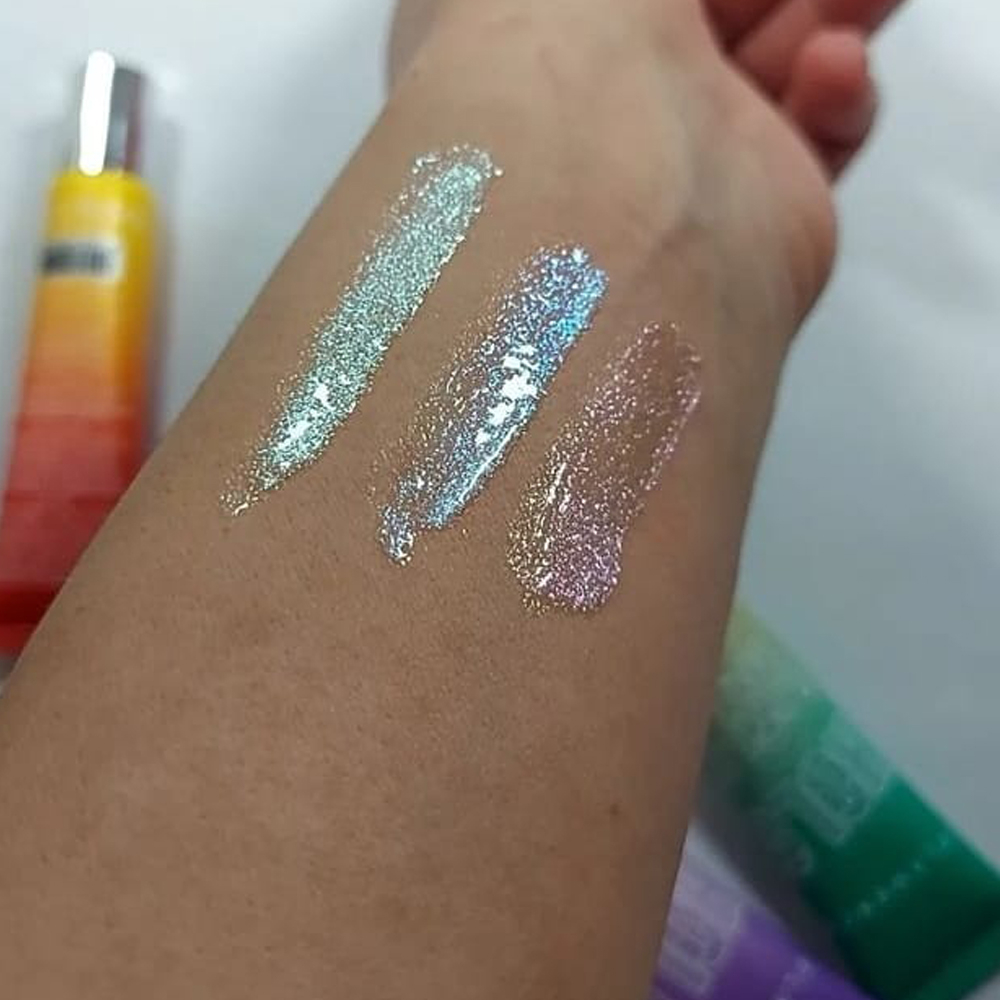 Labiales holografico 2