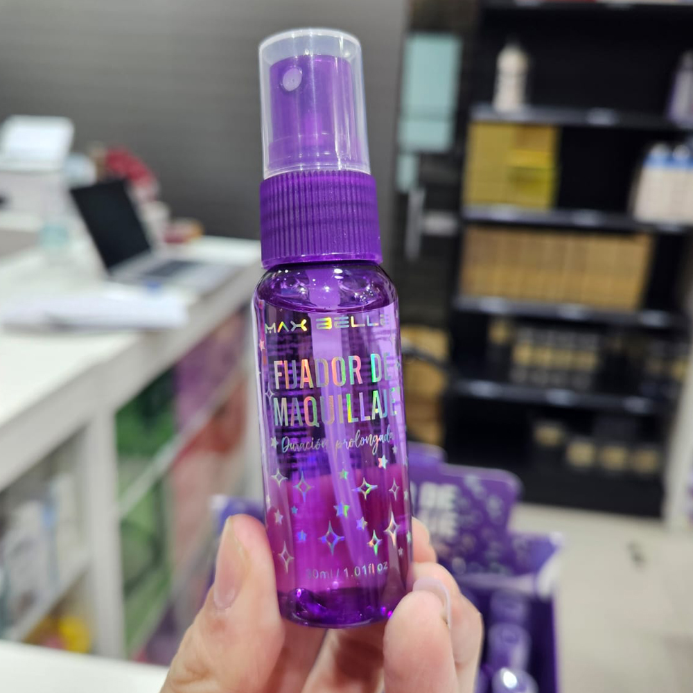 Max Belle - Fijador de maquillaje 30ml 2
