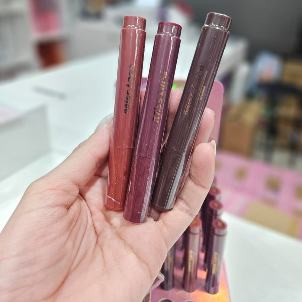 Miss Lara - Labial tipo Resalatador Matte 4