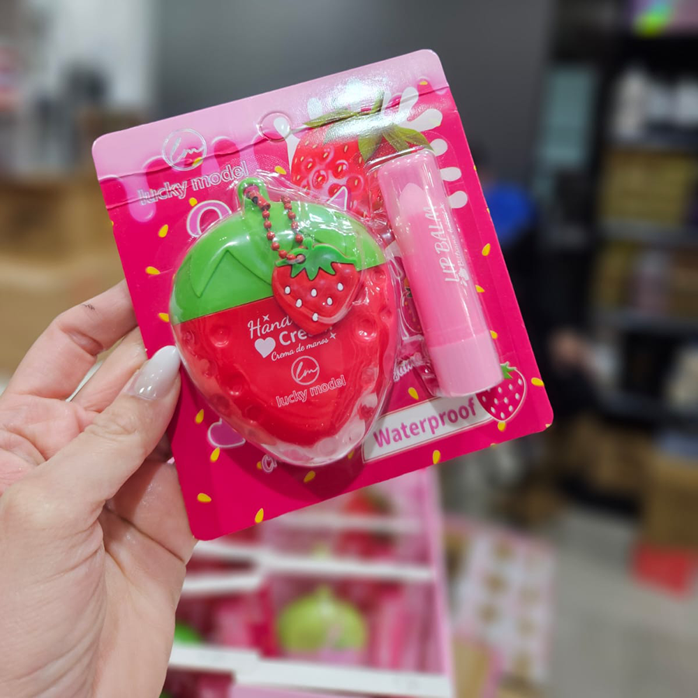 Lucky Model - 2en1 Crema para mano + Bálsamo de labios frutilla 2