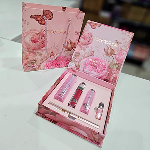 Moc Allure - Set de 3 Labiales + Delineador + Rubor