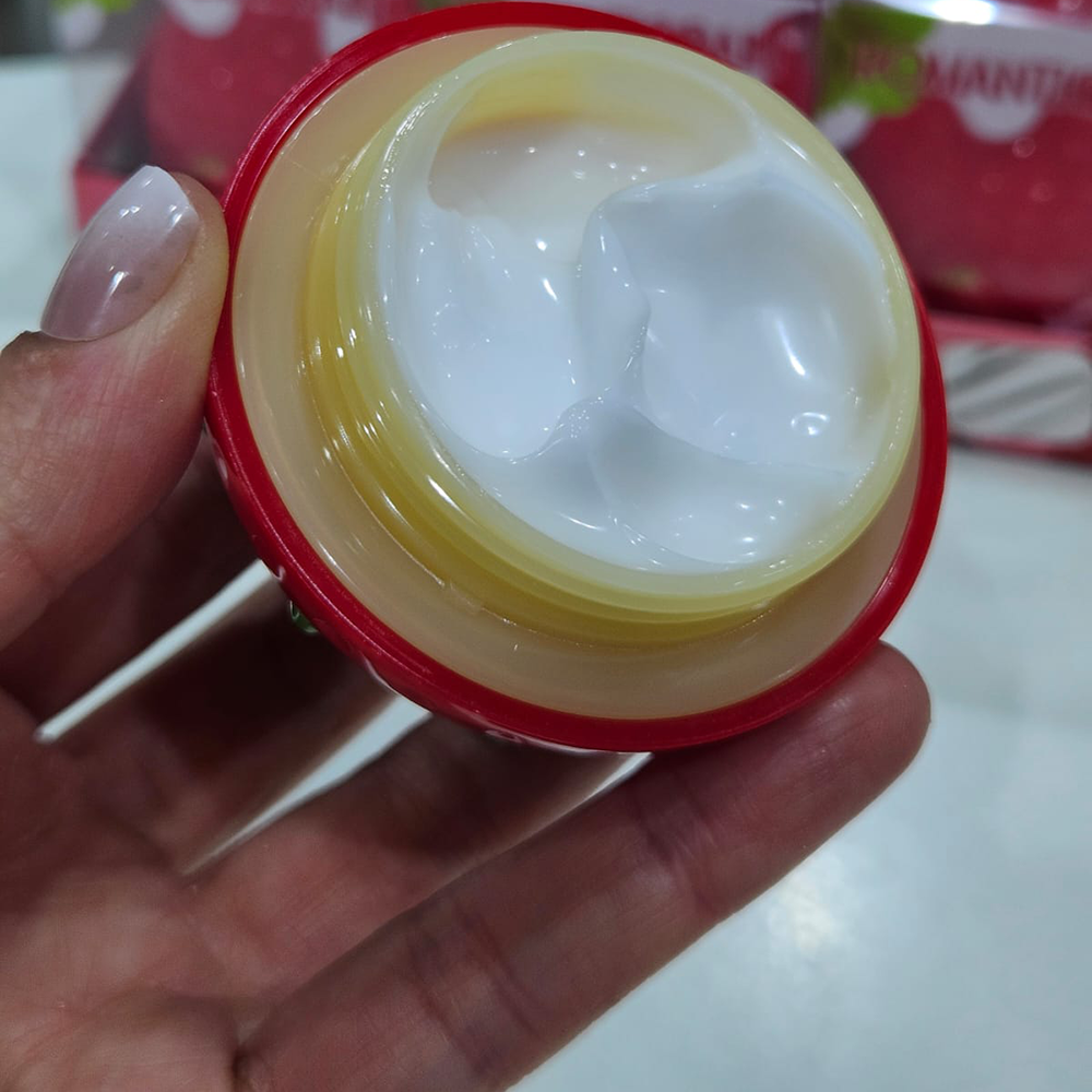 Romantic Rain - Crema para manos Frutilla 🍓 2