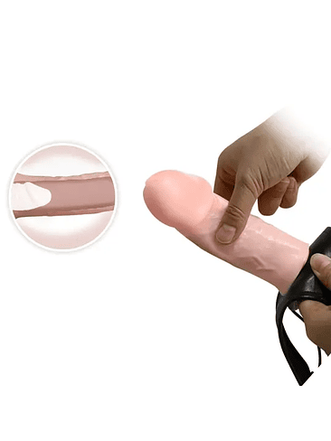 Arnés con Dildo Hueco 5