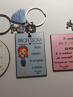 Porta-Chaves em Acrílico/MDF(Branco)/Madeira Personalizado