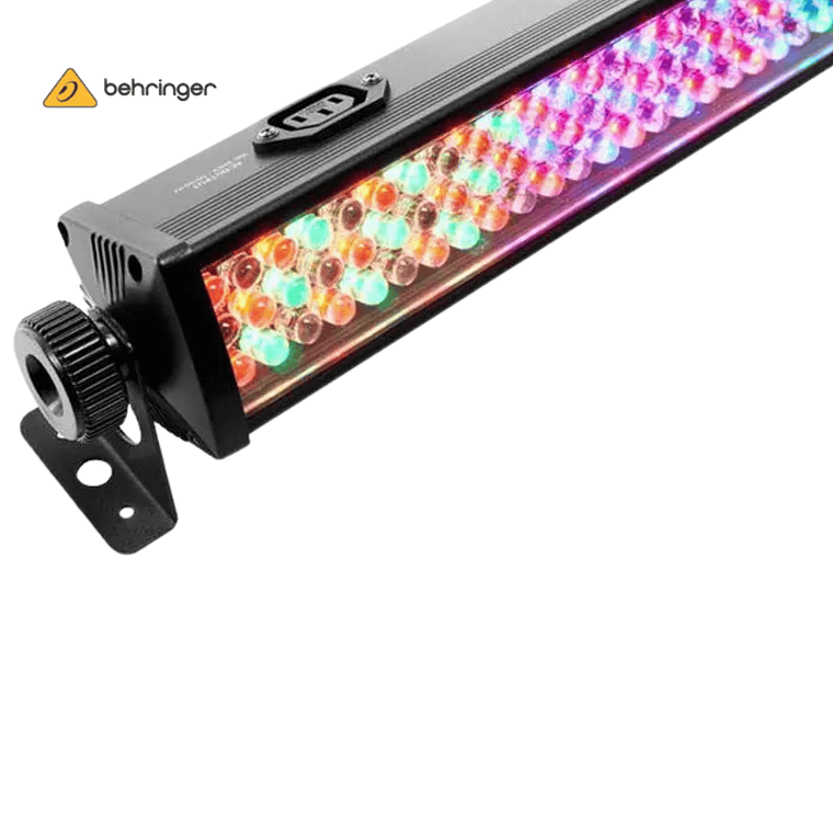 Behringer 240-8RGB-R 3