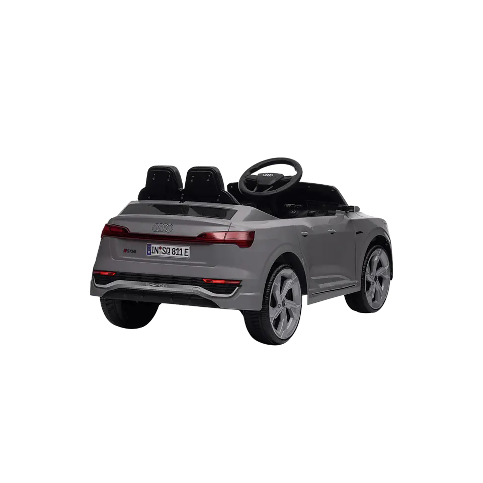 AUDI SQ8 12V Cinza c/ RODAS DE BORRACHA E ASSENTO EM PELE 6