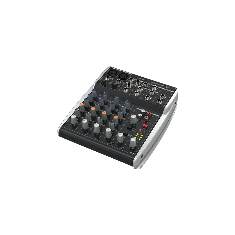 Behringer XENYX 802S de 8 canais 1