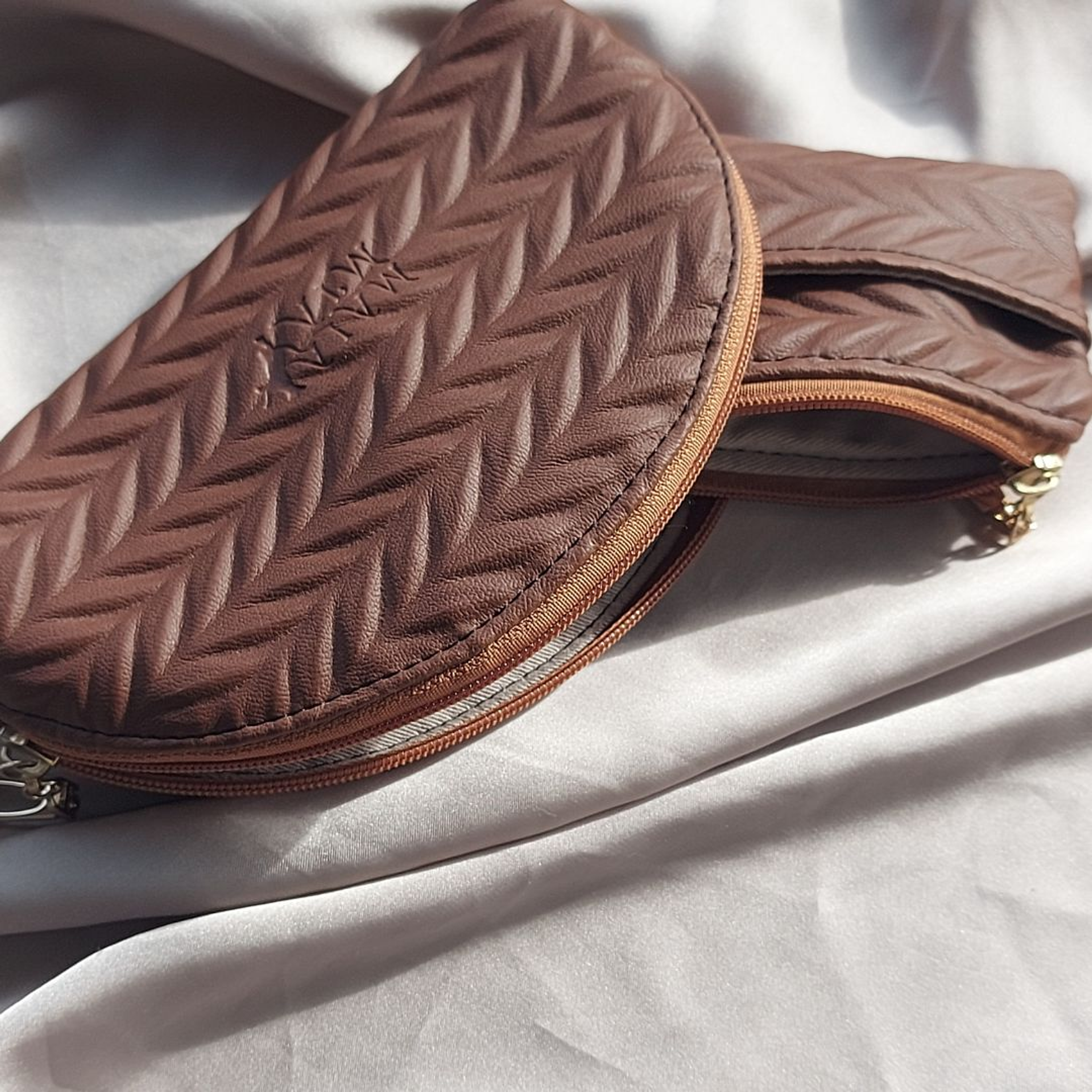 Necessaire e Porta-Moedas Brown  1