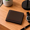 Billetera hombre Gino café con monedero oscuro Carven Paris