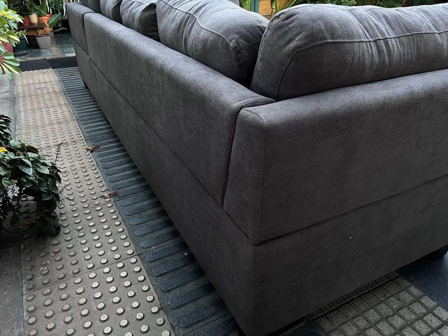 Sofá NUEVO Seccional Chaise Derecho Color grafito   5