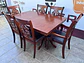 Comedor clásico extensible en madera Rubberwood sólido y tapiz PU negro - Miniatura 1
