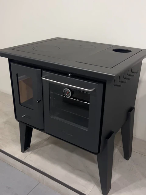 Cocina a leña AMESTI ALMA NUEVA  Combustión lenta Marca Amesti Modelo ALMA Color NEGRO 