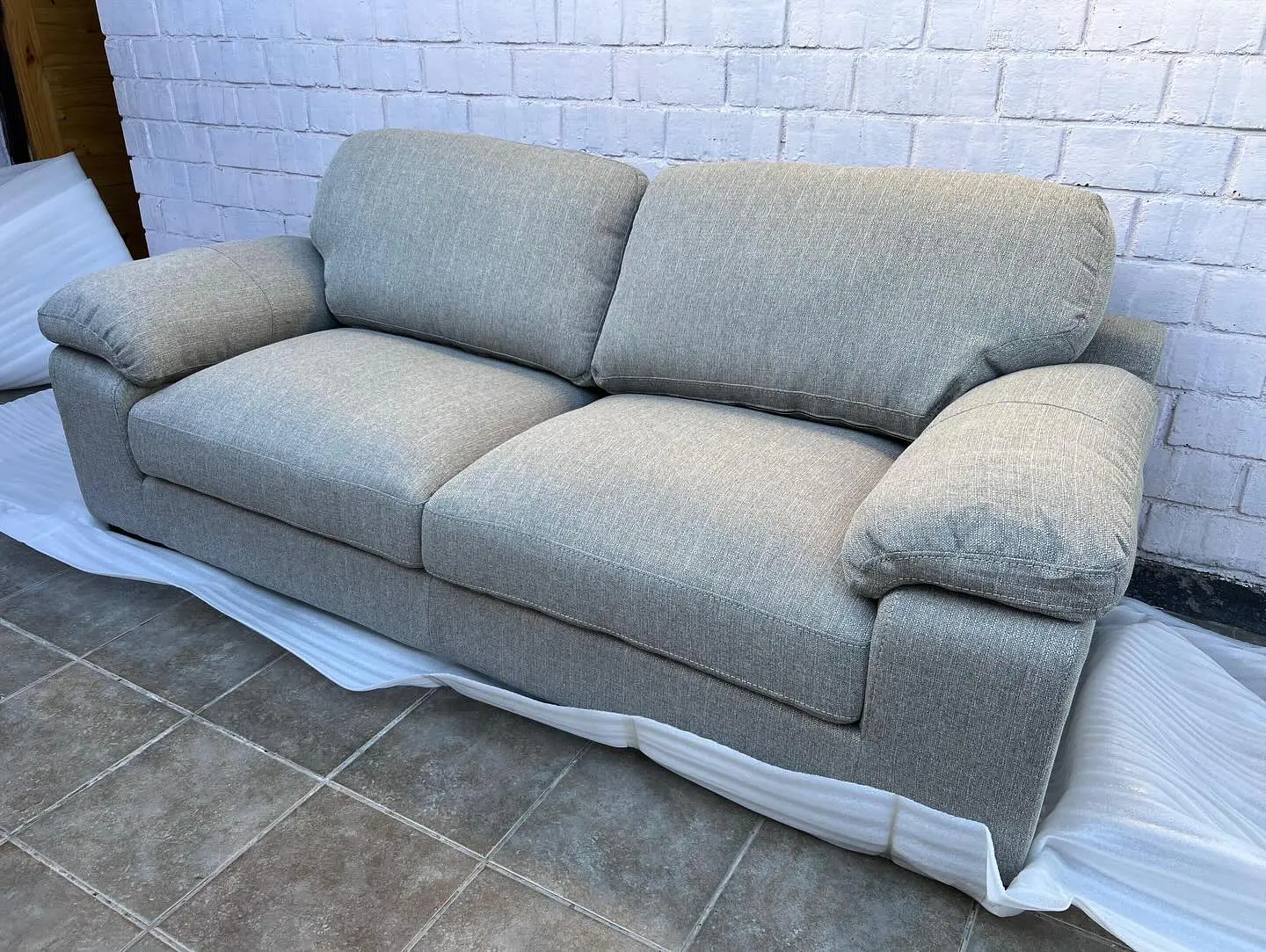 SOFÁ ROSEN BOLONIA 3C PRODUCTO NUEVO SIN USO SIN DETALLES 1