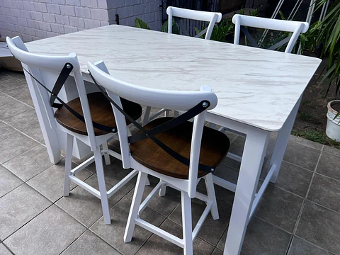 JUEGO DE COMEDOR  RIPLEY HOME STOOL 4 SILLAS  