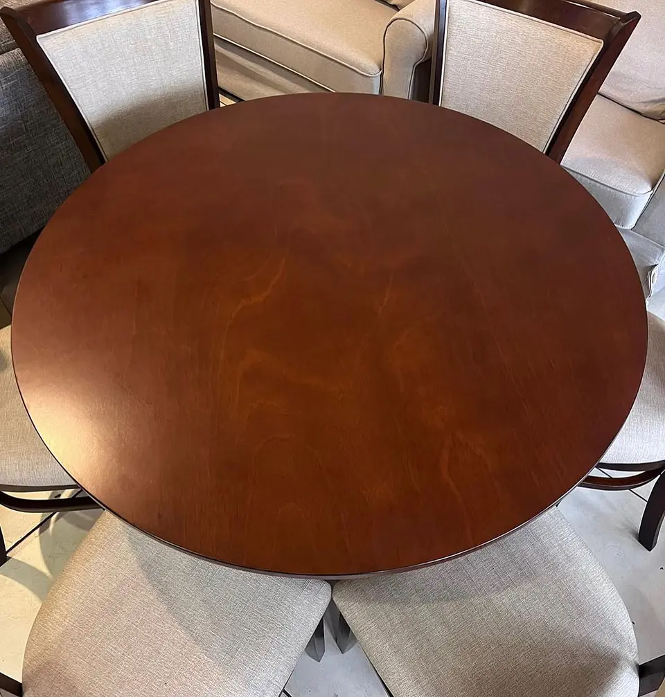 Comedor marca cic modelo Calabria 6 sillas  1