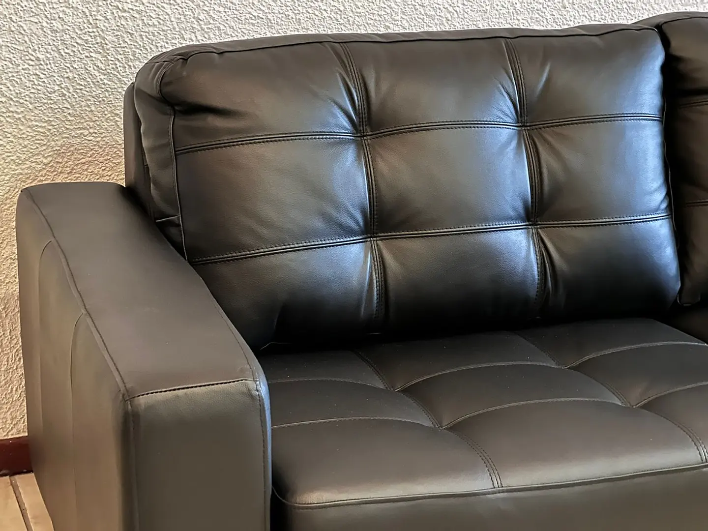 Sofá Rosen Cuero natural Modelo Manet 3 cuerpos 210x88x92cm Negro  3