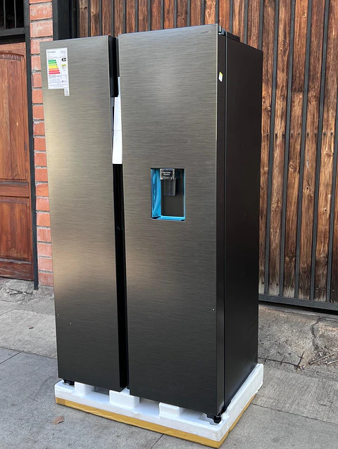 Refrigerador Samsung SBS nuevo dispensador de agua fría Black edition Nuevo sin uso 