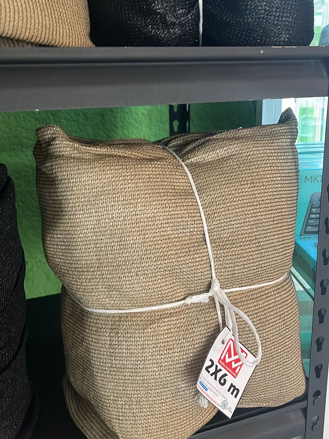 Malla sombra de 2x6 metros beige, 90% 1