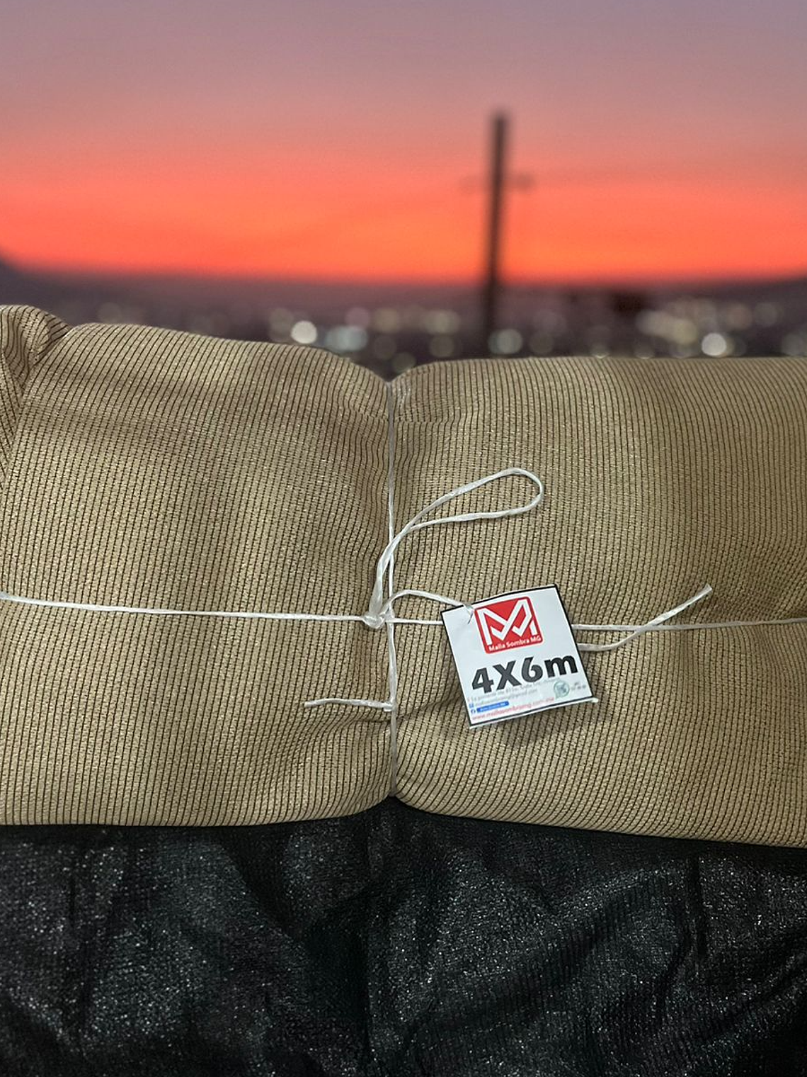 Malla sombra de 4x6 metros beige, 90% 1