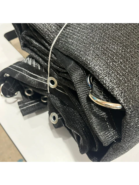 Malla sombra de 4x6 metros negro, 90%