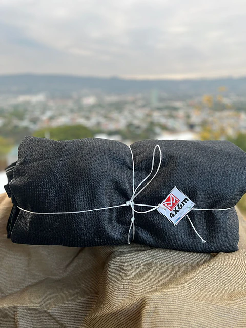 Malla sombra de 4x6 metros negro, 90%