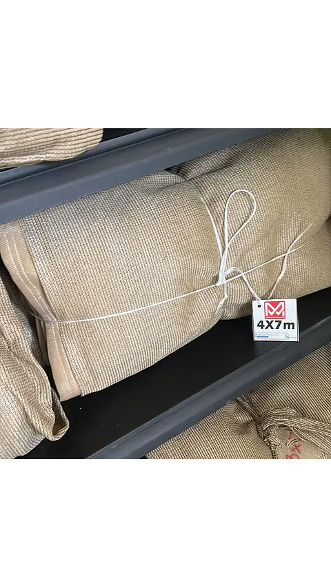 Malla sombra de 4x7 metros beige, 90%