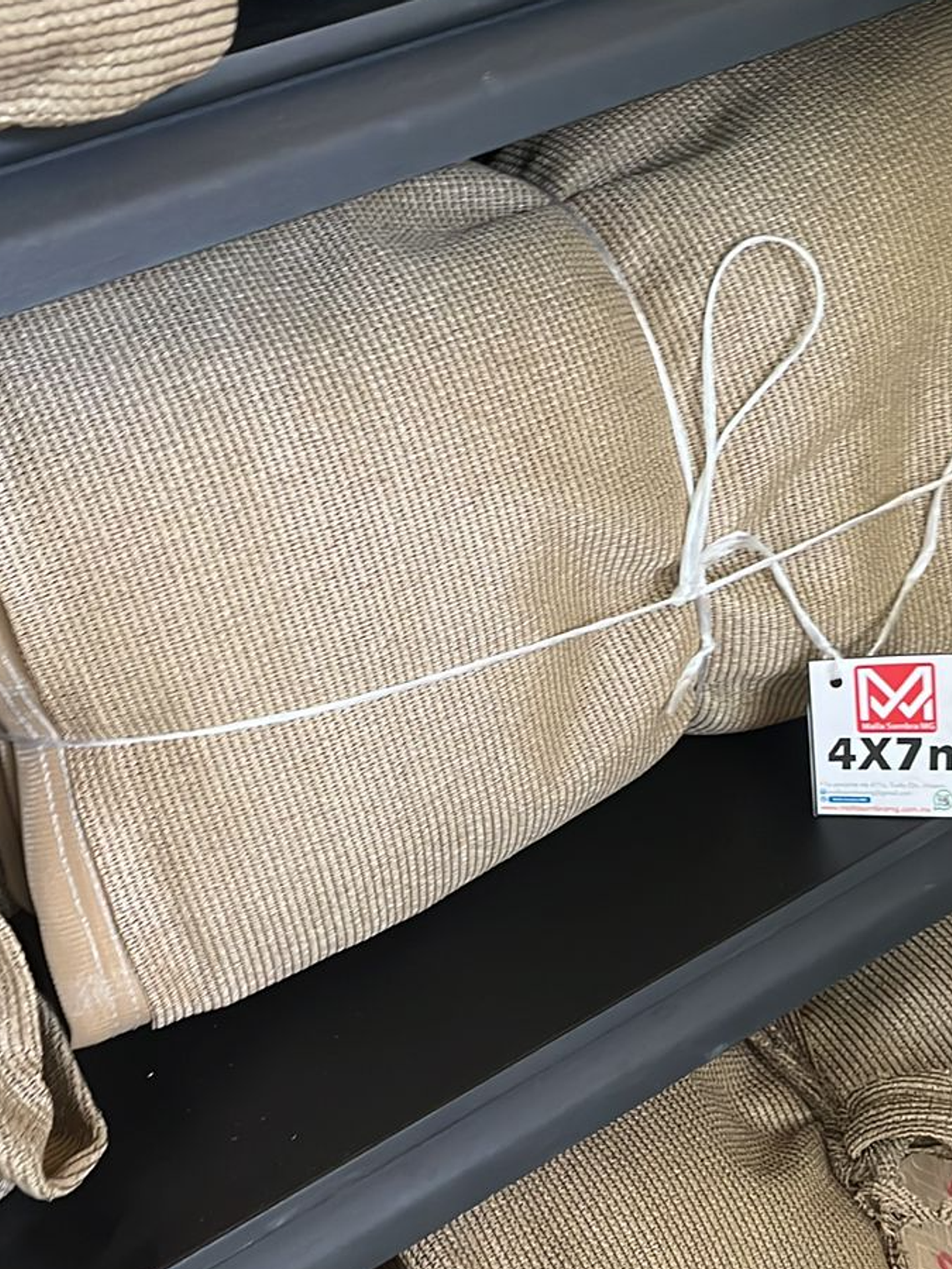 Malla sombra de 4x7 metros beige, 90% 1