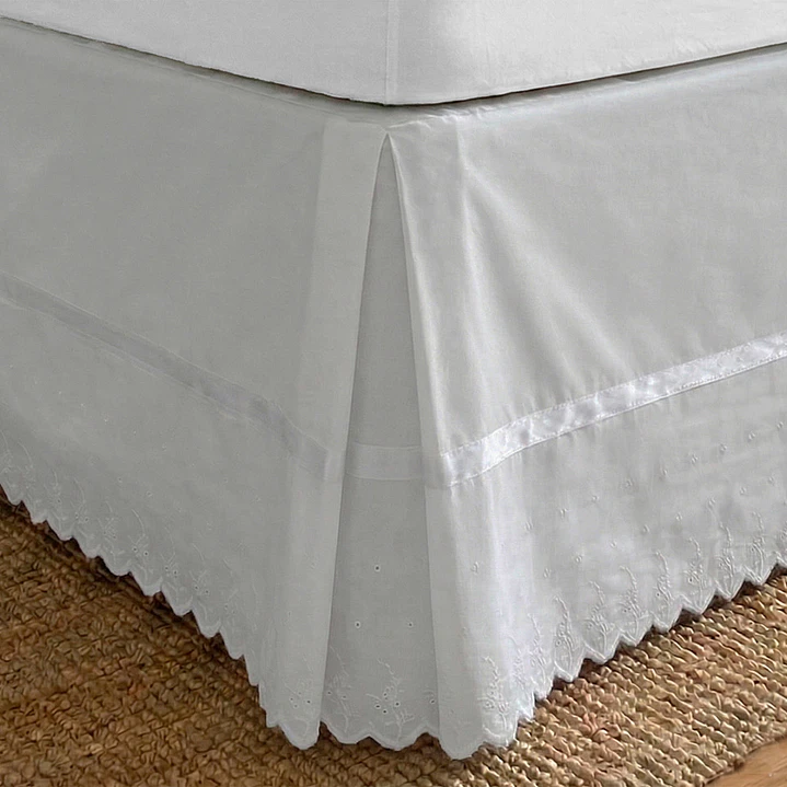 Faldón Broderie Amanda King Blanco 2