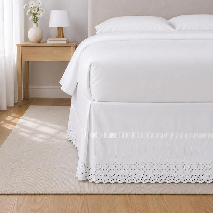 Faldón Broderie Amanda 1 Plaza Blanco 1